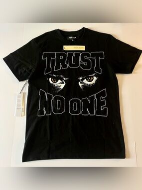 Reason Black Graphic Tee Size L